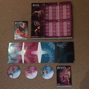 Official PIYO Workout Set